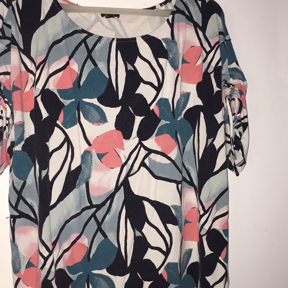 Ann Taylor Factory knit top size L